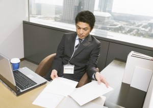 給与計算など労務関連業務や総務全般と内部統制