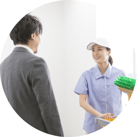 現場を確認する社員達