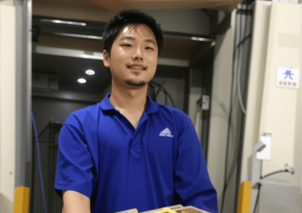 笑顔のスタッフ