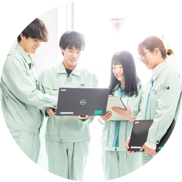 新卒入社の方々